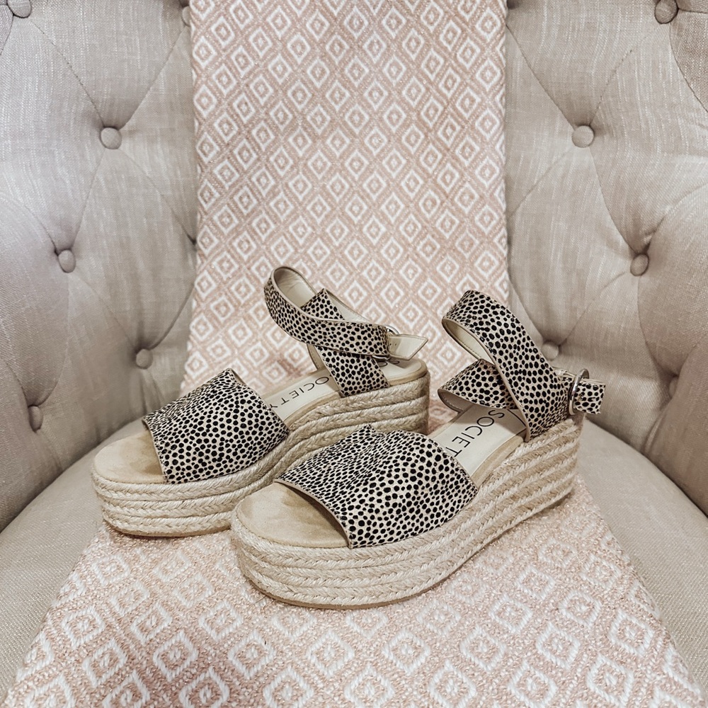 Sole Society Black and Cream Wedge Shoes with Bow